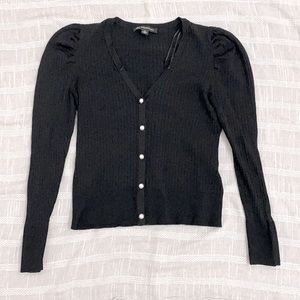 Adorable ribbed cardigan with pearl accents